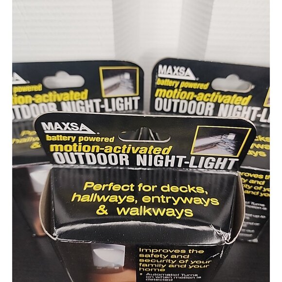 3 pack LED Motion Activated Outdoor Indoor Night Light MAXSA wireless white new - Picture 4 of 6